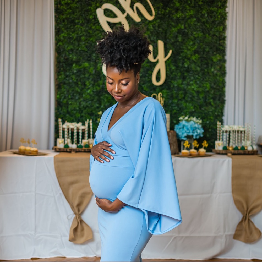 Chic bump club dress